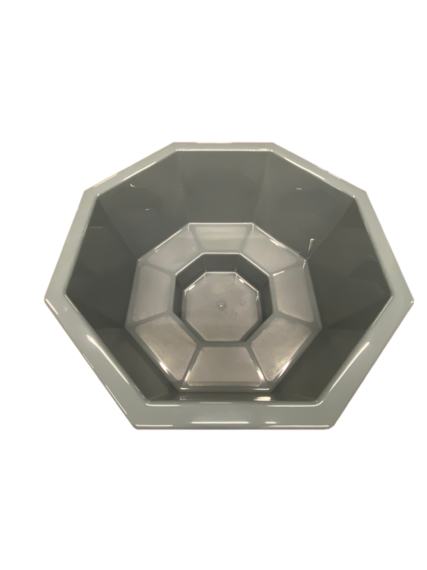 vaike_8_nurk_tumehall